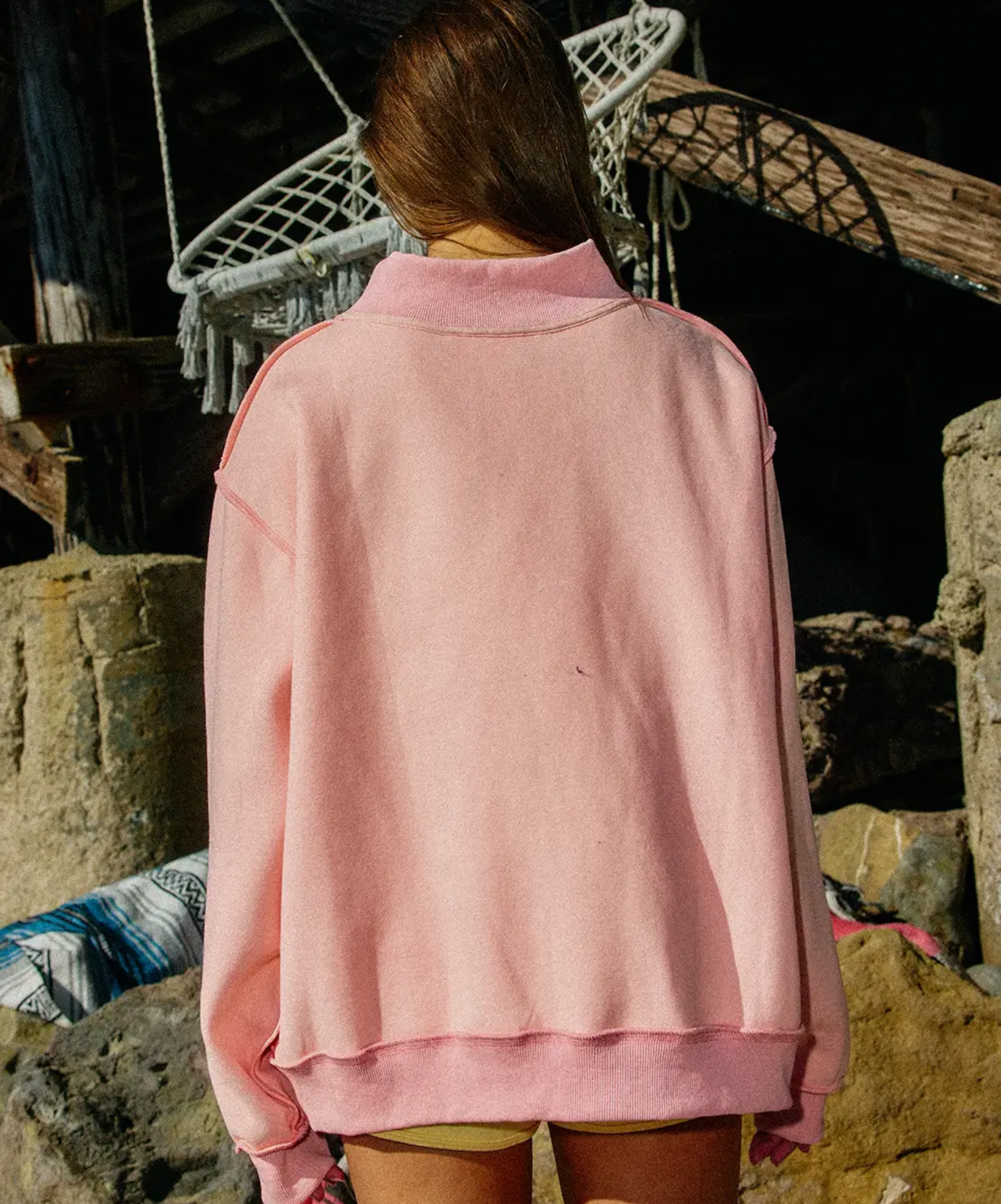 PRAY Mockneck - Coral